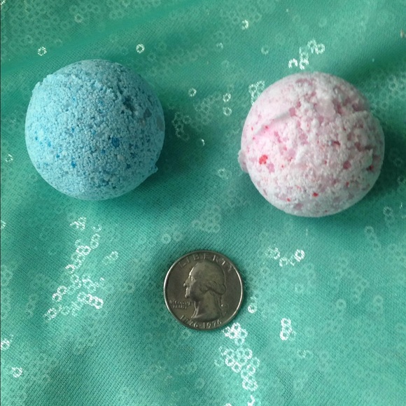 8pc Custom Handmade Mini Bath Bombs - Picture 2 of 4